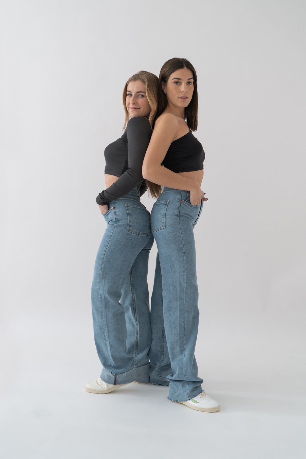 Broek met wijde pijpen – lichtblauw
